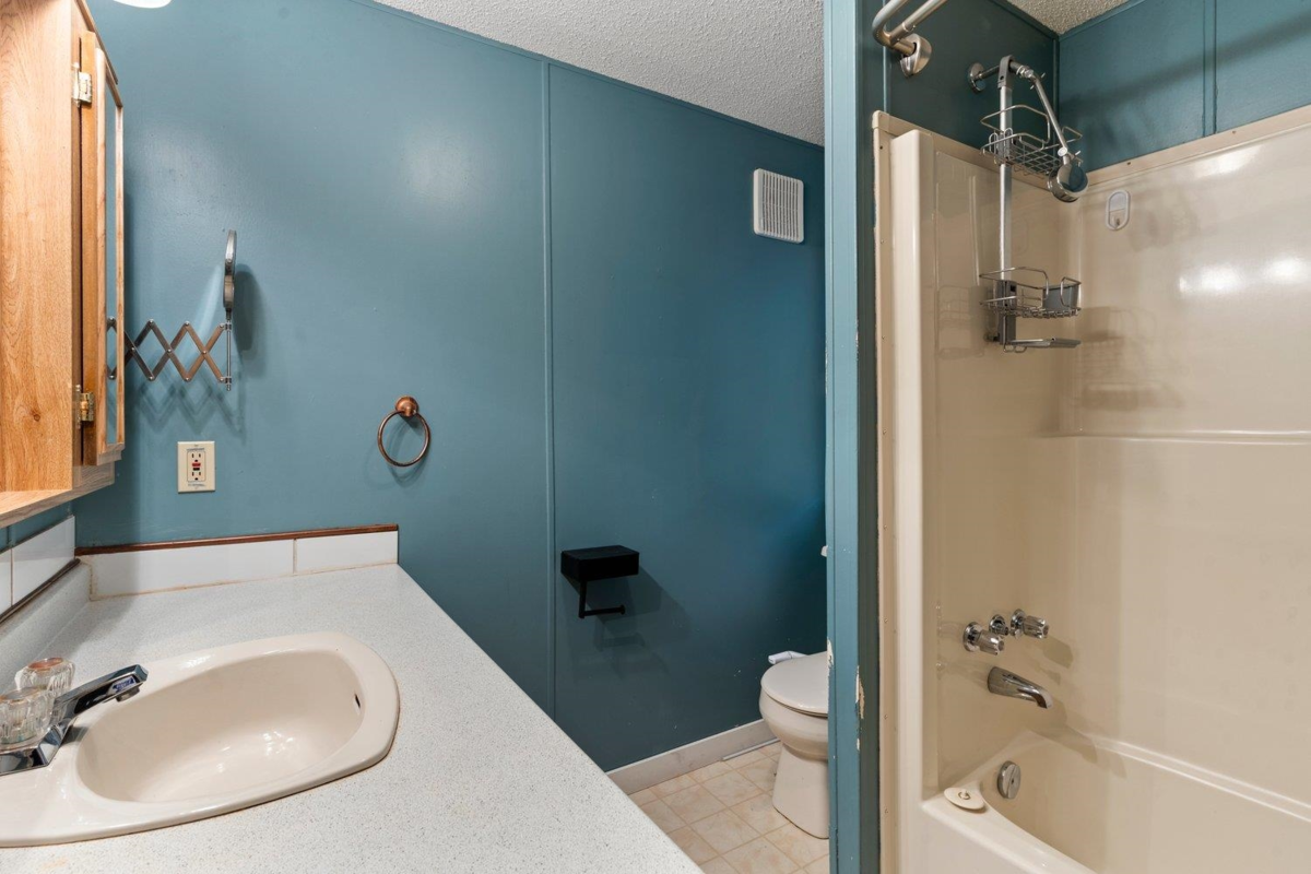 Entry Foyer Photo of 91 3300 Horn Street, Abbotsford, BC