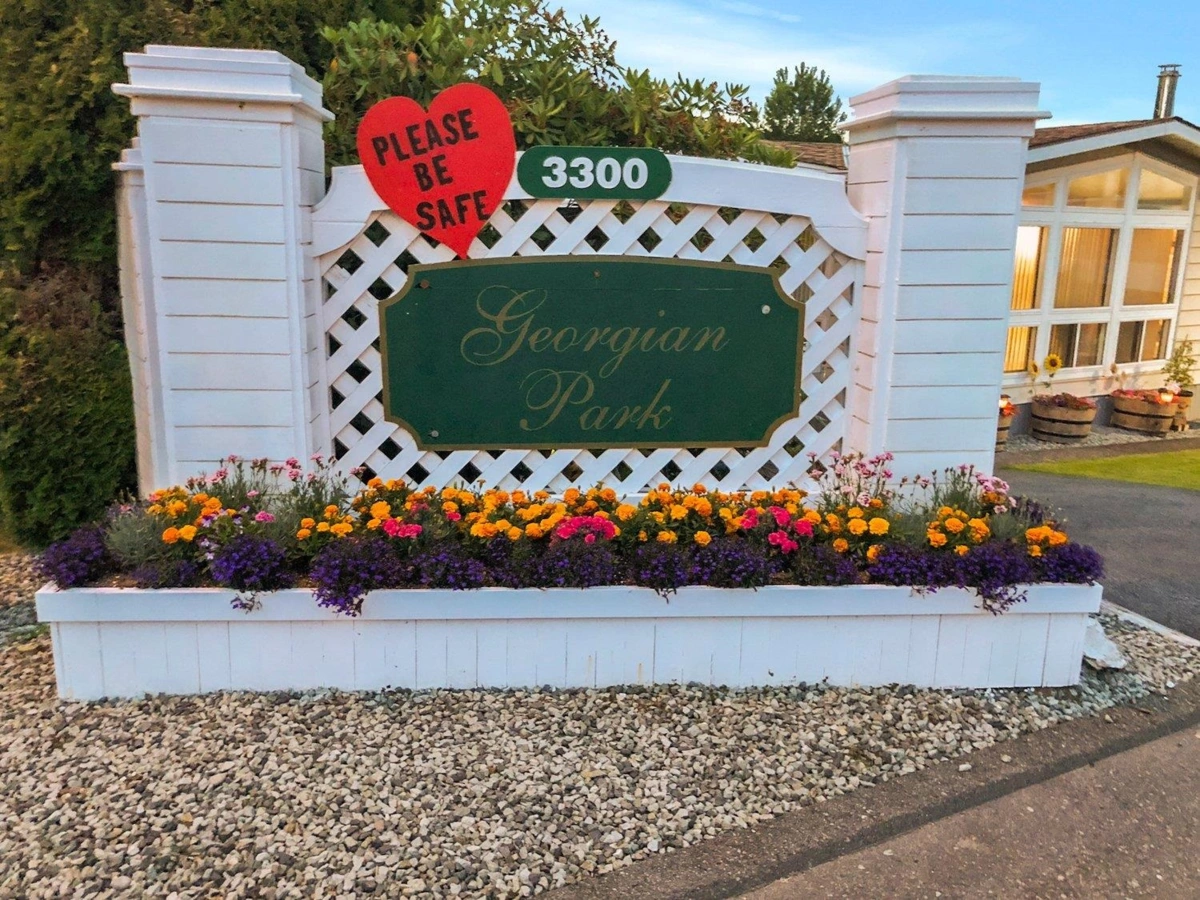 Exterior Front Photo of 91 3300 Horn Street, Abbotsford, BC