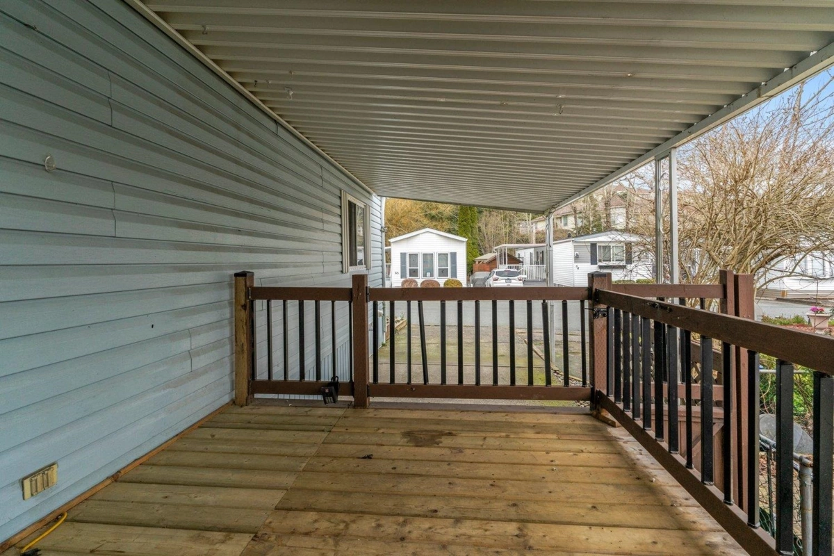 Family Room Photo of 91 3300 Horn Street, Abbotsford, BC