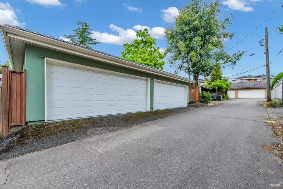 Fitness Center Photo Near 6562 Fremlin Street, Vancouver, BC