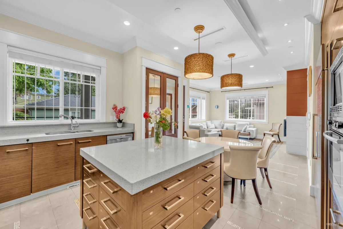 Powder Room Photo of 6562 Fremlin Street, Vancouver, BC