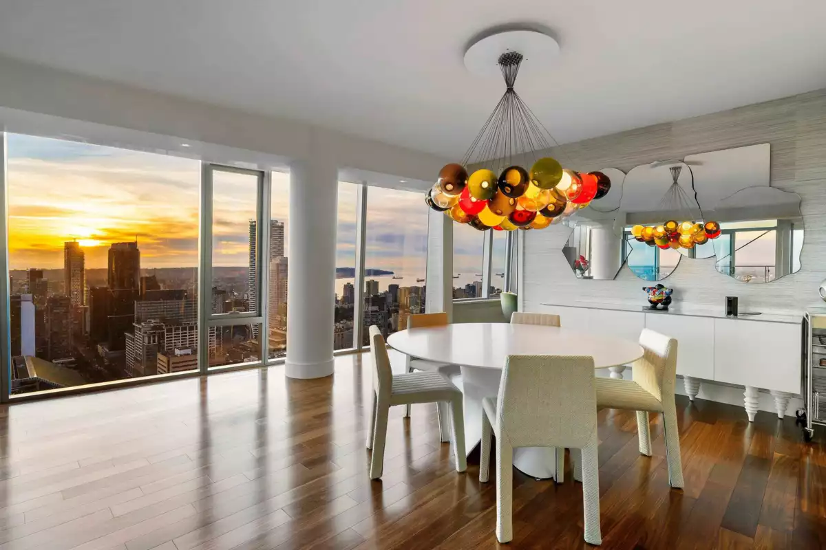 Family Room Photo of 4104 667 Howe Street, Vancouver, BC