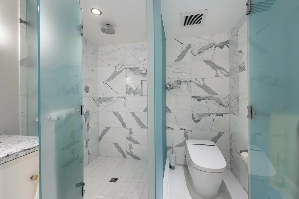 Guest Bathroom Photo of 4104 667 Howe Street, Vancouver, BC