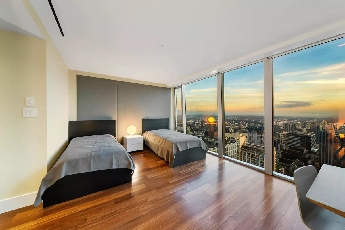 Laundry Room Photo of 4104 667 Howe Street, Vancouver, BC