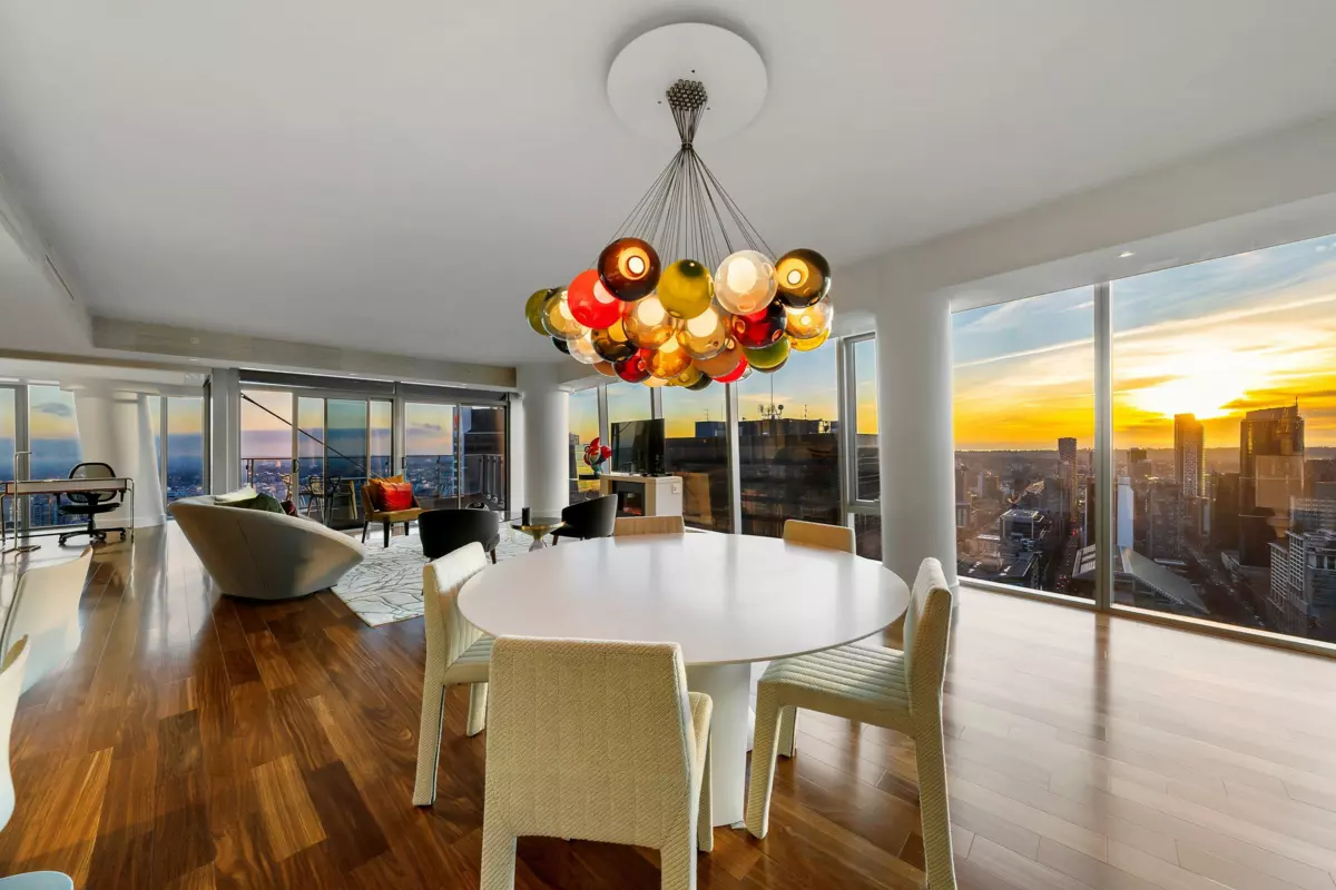 Living Room Photo of 4104 667 Howe Street, Vancouver, BC