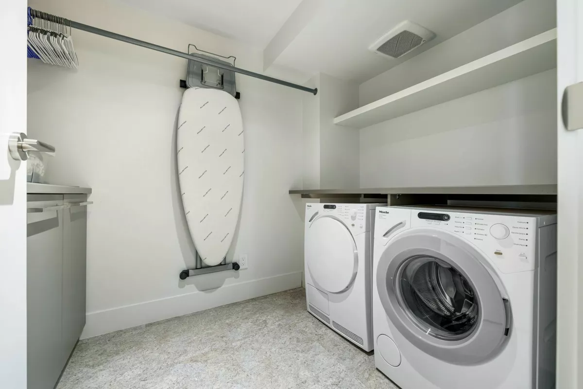 Loft / Bonus Room Photo of 4104 667 Howe Street, Vancouver, BC