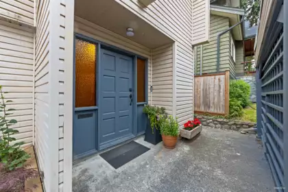 4465 Underwood Avenue, North Vancouver, BC, North Vancouver — Single Family Residence for sale