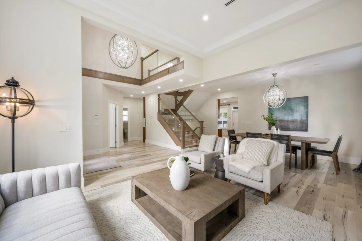 Dining Area Photo of 3282 Wellington Street, Port Coquitlam, BC
