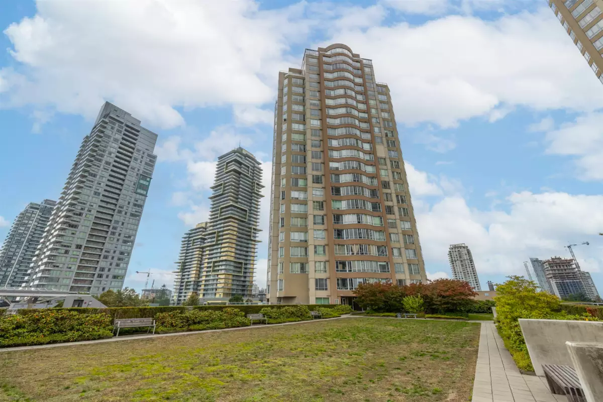 Dining Area Photo of 404 6240 Mckay Avenue, Burnaby, BC