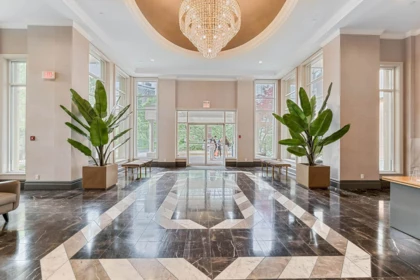 404 6240 Mckay Avenue, Burnaby, BC, Metrotown — 2 bed apartment/condo for sale