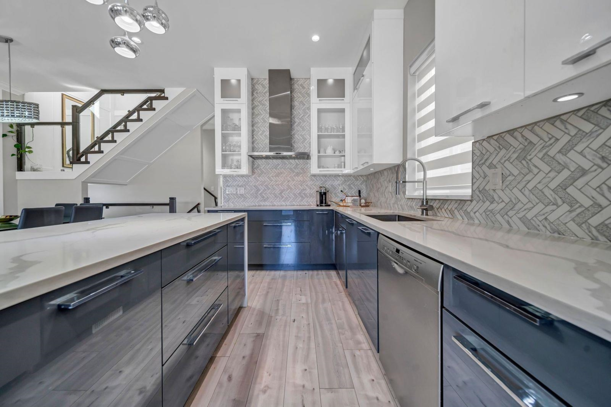 Breakfast Nook Photo of 14039 59a Avenue, Surrey, BC