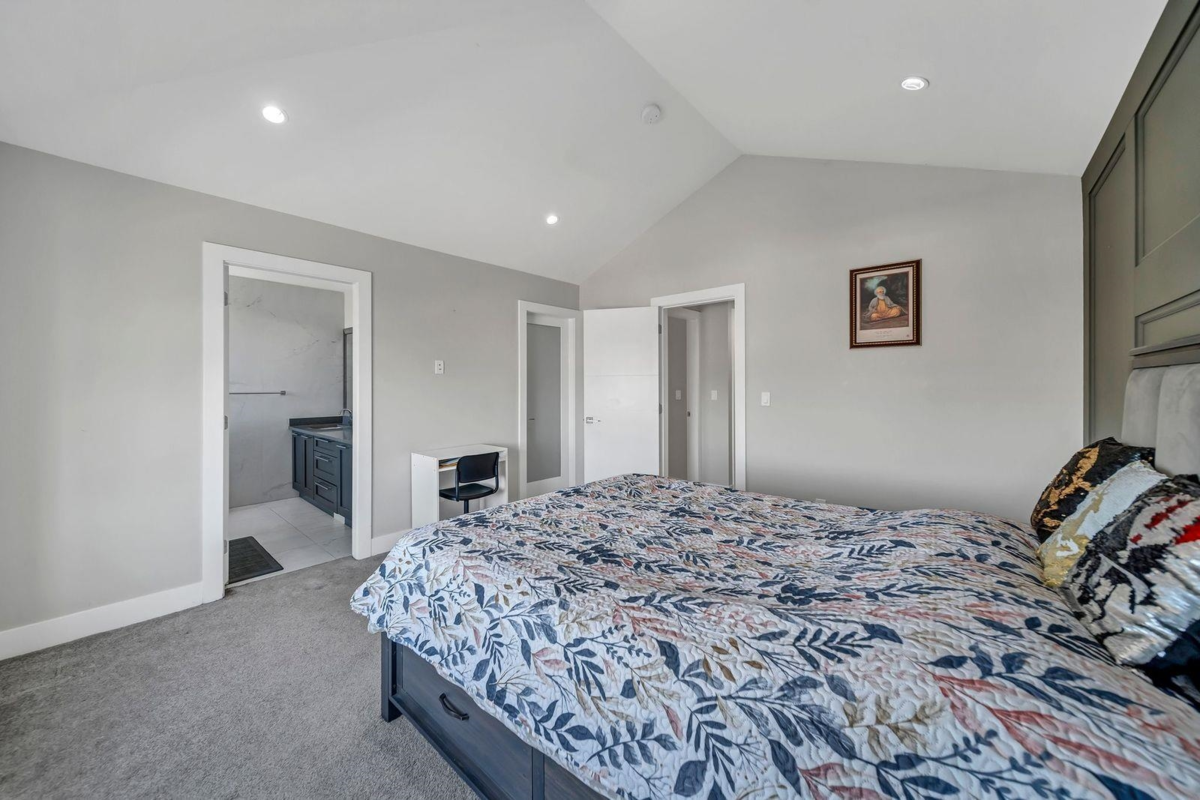 Loft / Bonus Room Photo of 14039 59a Avenue, Surrey, BC