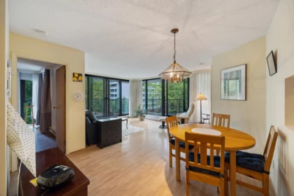 406 4165 Maywood Street, Burnaby, BC, Burnaby — Apartment/Condo for sale