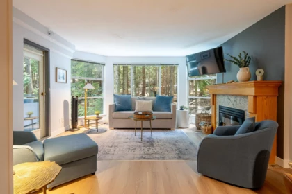 312 4910 Spearhead Place, Whistler, BC, Whistler — Apartment/Condo for sale