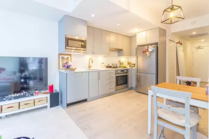 302 2435 Kingsway, Vancouver, BC, Vancouver — Apartment/Condo for sale