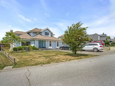 Community Amenities Photo (Clubhouse) of 5775 184a Street, Surrey, BC