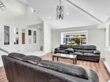 Kitchen Island Photo of 5775 184a Street, Surrey, BC