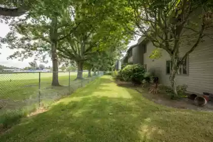 102 3391 Springfield Drive, Richmond, BC, Richmond — Apartment/Condo for sale