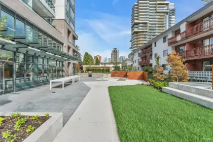 Hot Tub / Spa Photo of 3204 6463 Silver Avenue, Burnaby, BC