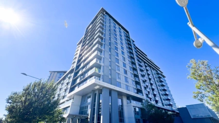 808 3333 Brown Road, Richmond, BC, Richmond — Apartment/Condo for sale