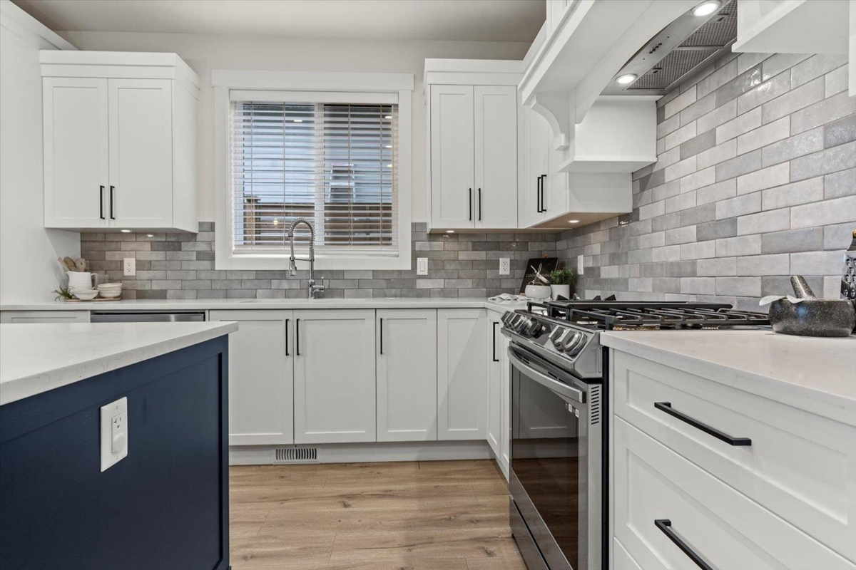 Bedroom 2 Photo of 96 1880 Columbia Valley Road, Cultus Lake, BC