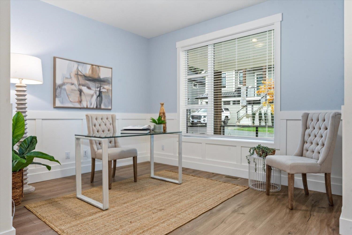 Kitchen Photo of 96 1880 Columbia Valley Road, Cultus Lake, BC