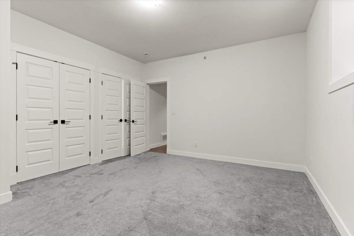 Outdoor Kitchen Photo of 96 1880 Columbia Valley Road, Cultus Lake, BC