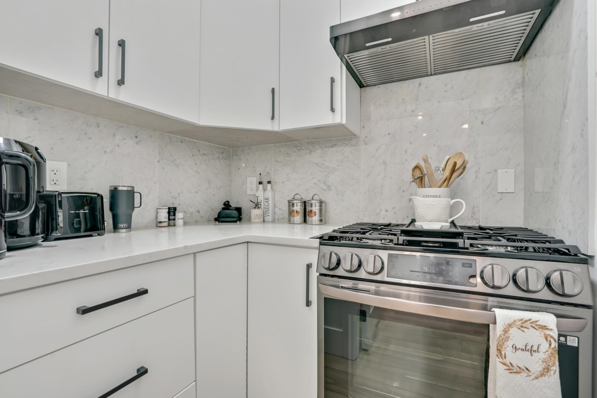 Bedroom 3 Photo of 6175 170 Street, Surrey, BC