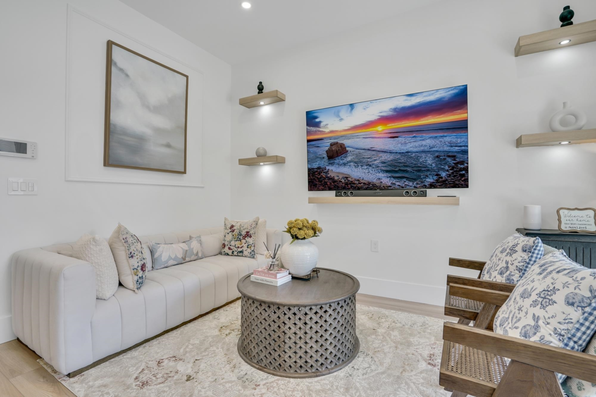 Powder Room Photo of 6175 170 Street, Surrey, BC