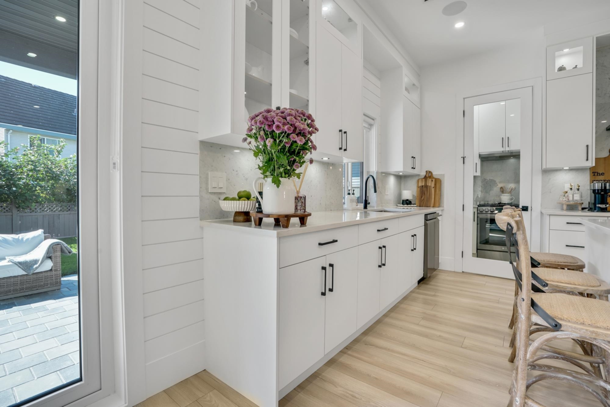 Walk-In Closet Photo of 6175 170 Street, Surrey, BC