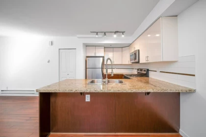 58 13239 Old Yale Road, Surrey, BC, Surrey — Apartment/Condo for sale