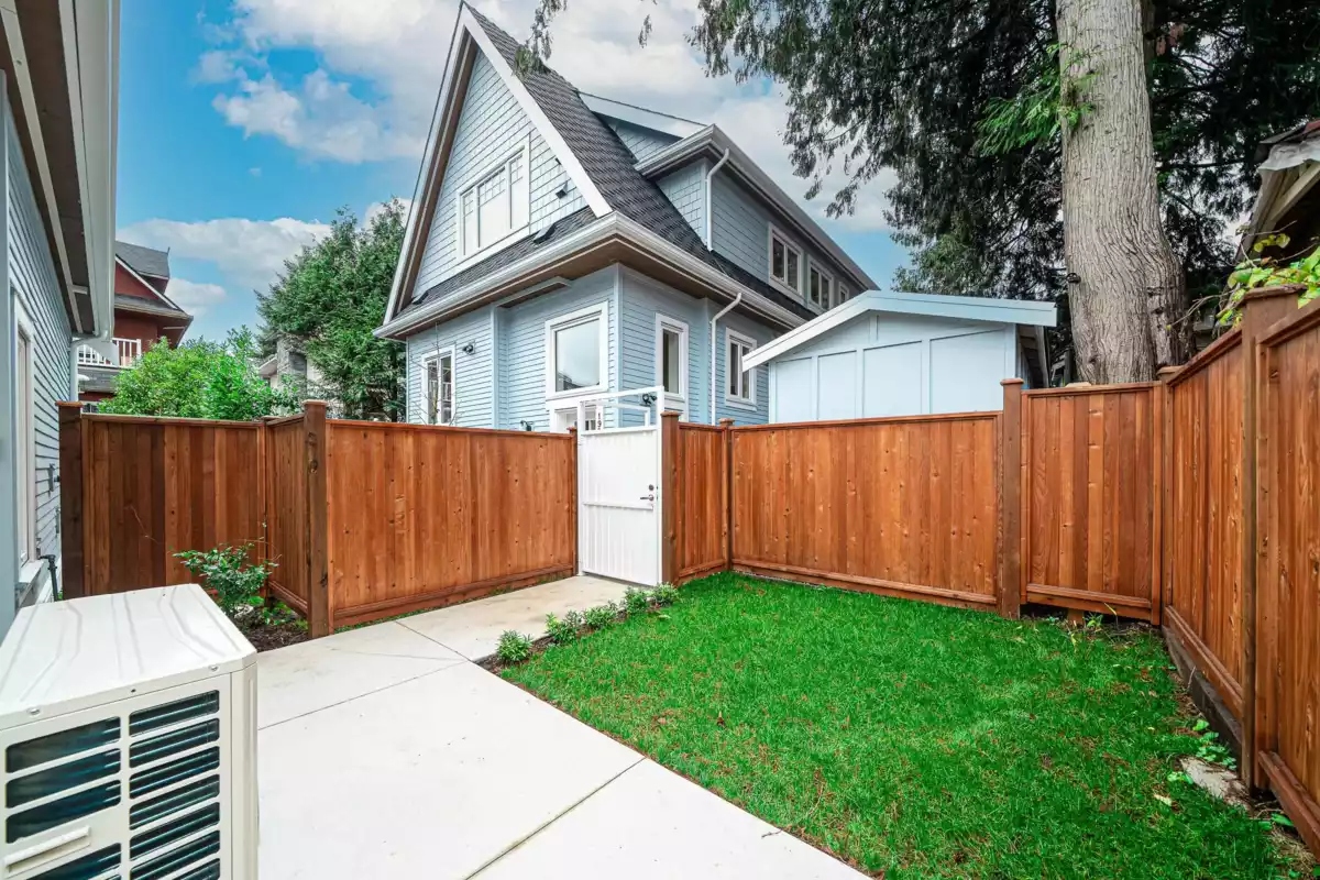 Staircase Photo of 1926 William Street, Vancouver, BC