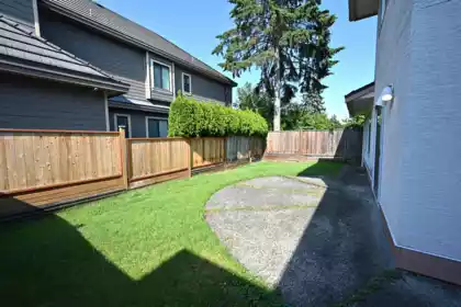 5031 Blundell Road, Richmond, BC, Richmond — Half Duplex for sale