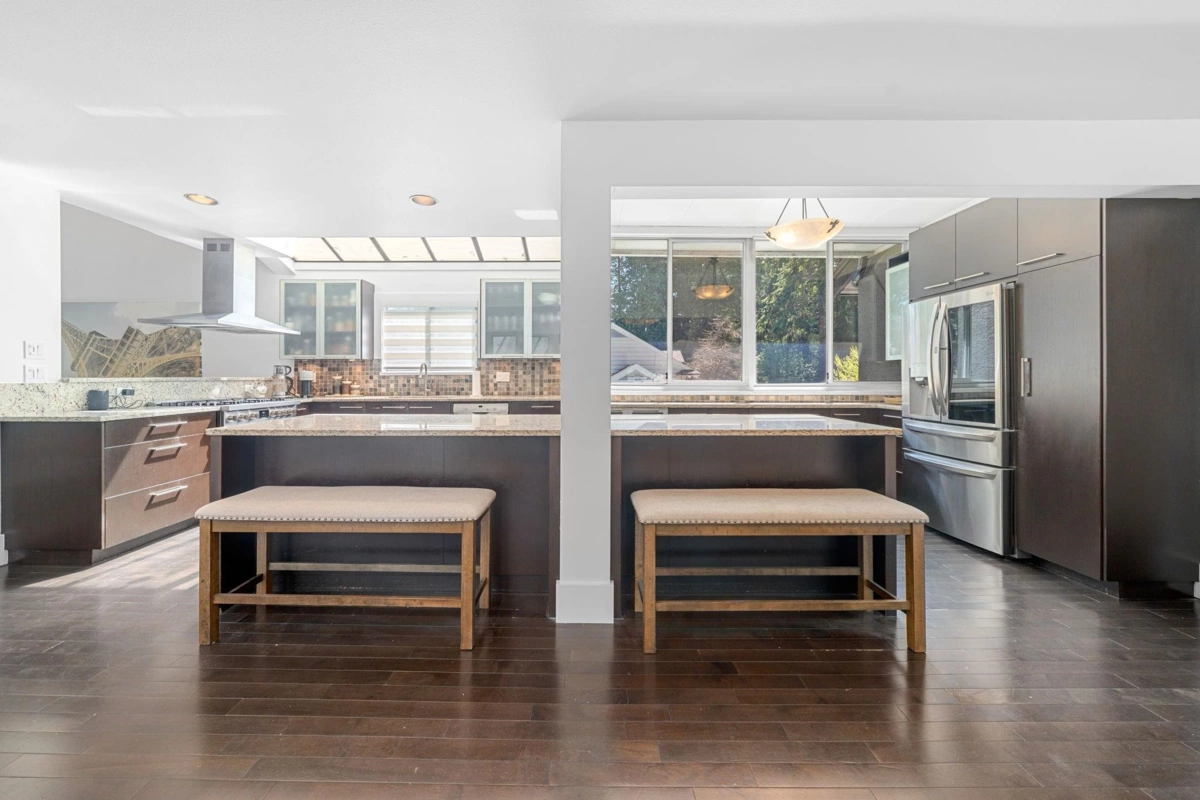 Dining Area Photo of 4869 Capilano Road, North Vancouver, BC