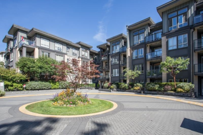 403 225 Francis Way, New Westminster, BC, New Westminster — Apartment/Condo for sale