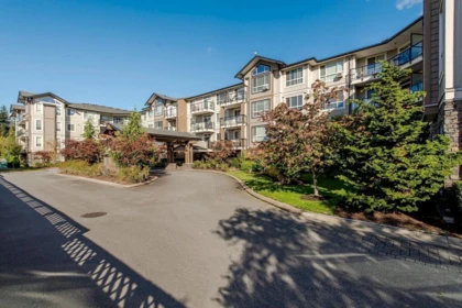202 32729 Garibaldi Drive, Abbotsford, BC, Abbotsford — Apartment/Condo for sale