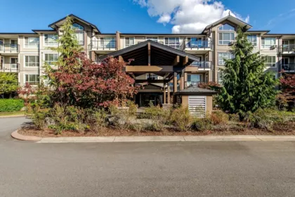 202 32729 Garibaldi Drive, Abbotsford, BC, Abbotsford — Apartment/Condo for sale