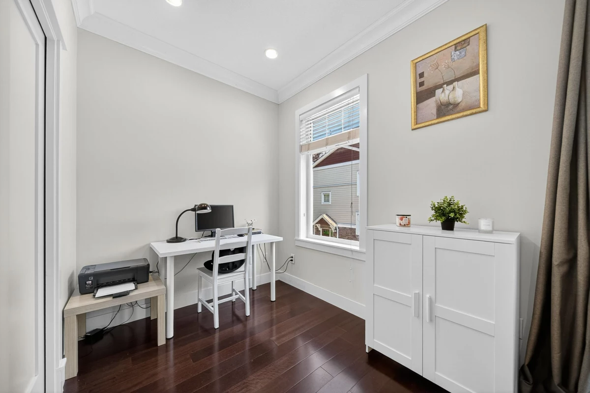Bedroom 2 Photo of 38 2689 Parkway Drive, Surrey, BC