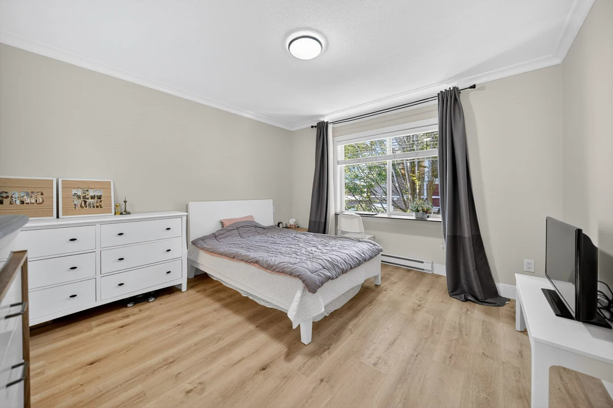 Bedroom 4 Photo of 38 2689 Parkway Drive, Surrey, BC