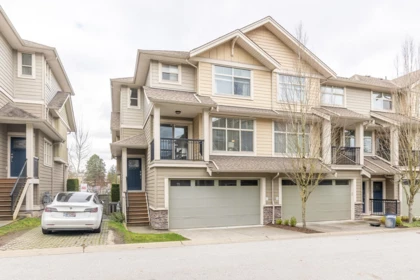 70 22225 50 Avenue, Langley, BC, Langley — Townhouse for sale