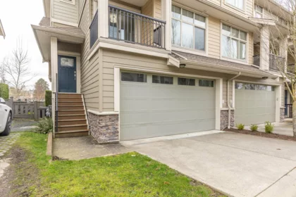 70 22225 50 Avenue, Langley, BC, Langley — Townhouse for sale