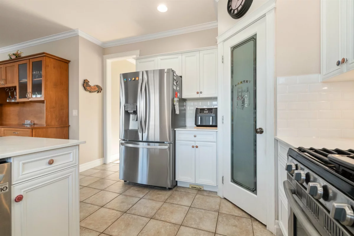 Breakfast Nook Photo of 45775 Higginson Road, Chilliwack, BC