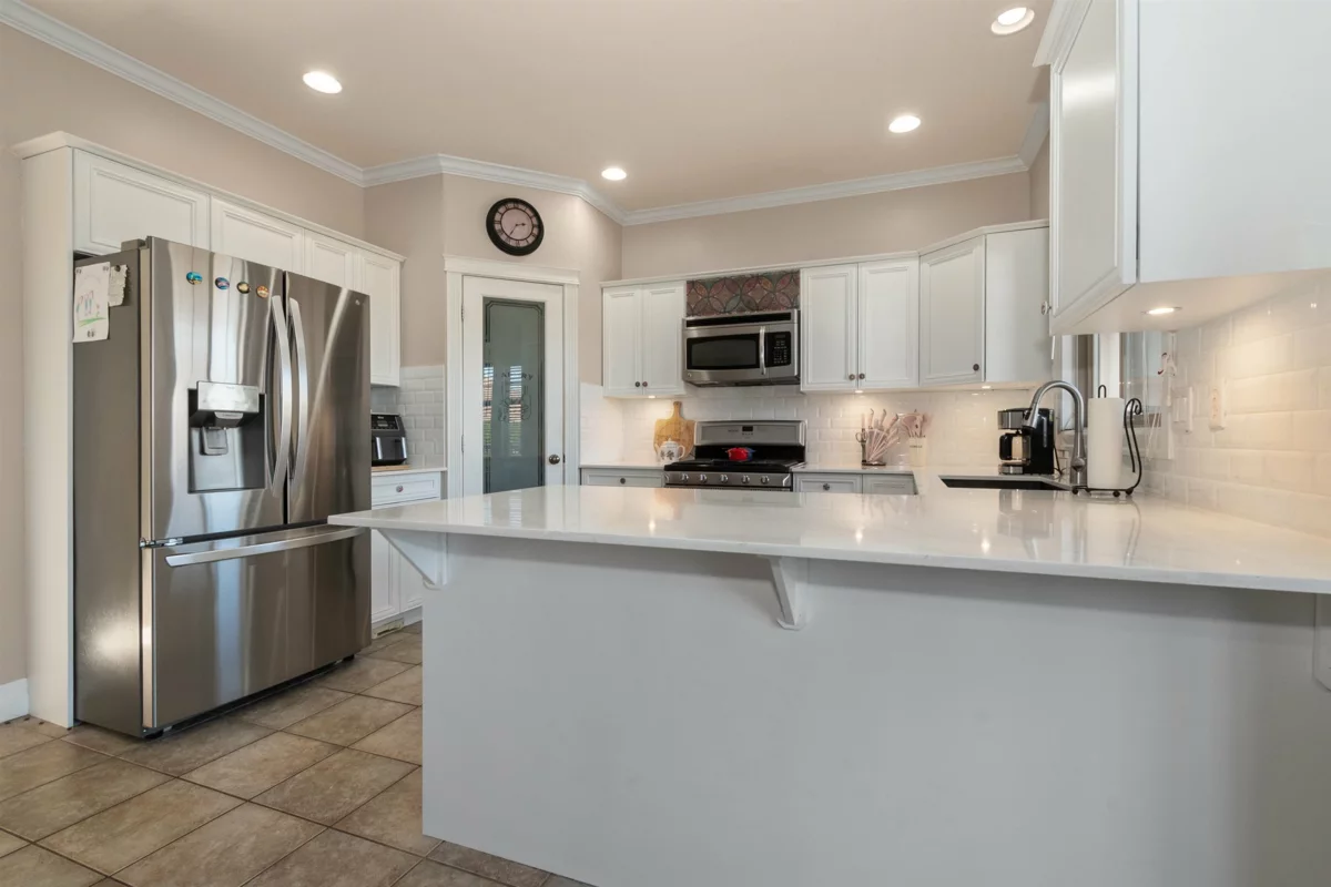 Kitchen Photo of 45775 Higginson Road, Chilliwack, BC