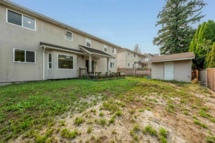 Garden / Landscaping Photo of 16543 108 Avenue, Surrey, BC