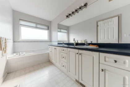 Mudroom Photo of 16543 108 Avenue, Surrey, BC