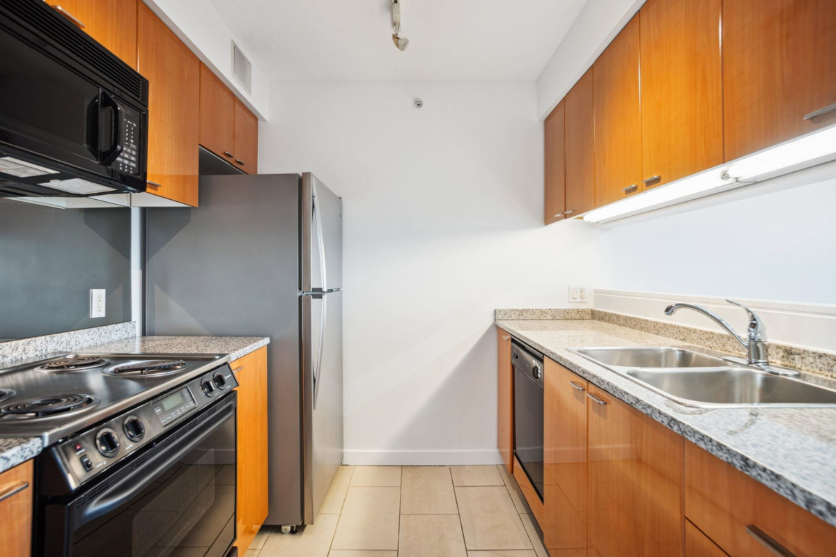 Living Room Photo of 2503 1288 W Georgia Street, Vancouver, BC