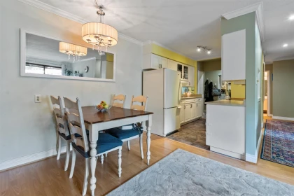317 1442 Blackwood Street, White Rock, BC, White Rock — Apartment/Condo for sale