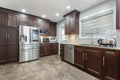 Primary Bedroom Photo of 5460 Interprovincial Highway, Abbotsford, BC