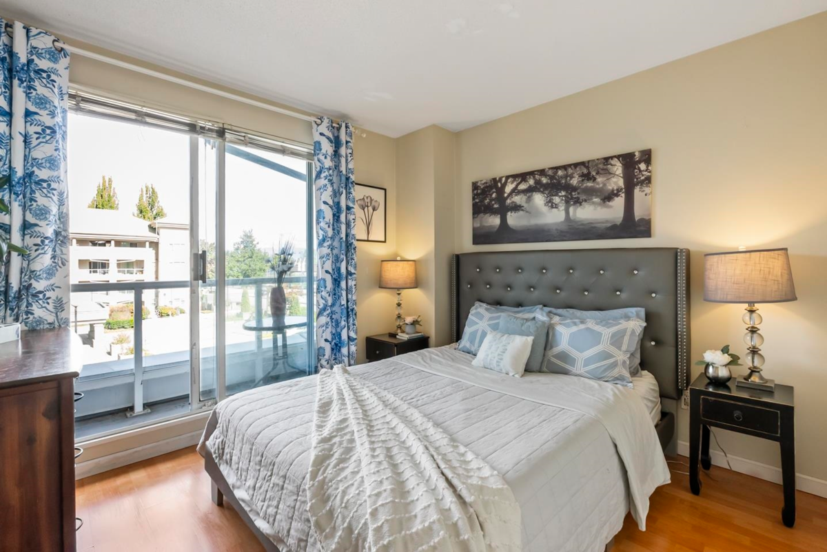 Pantry Photo of 304 10523 University Drive, Surrey, BC