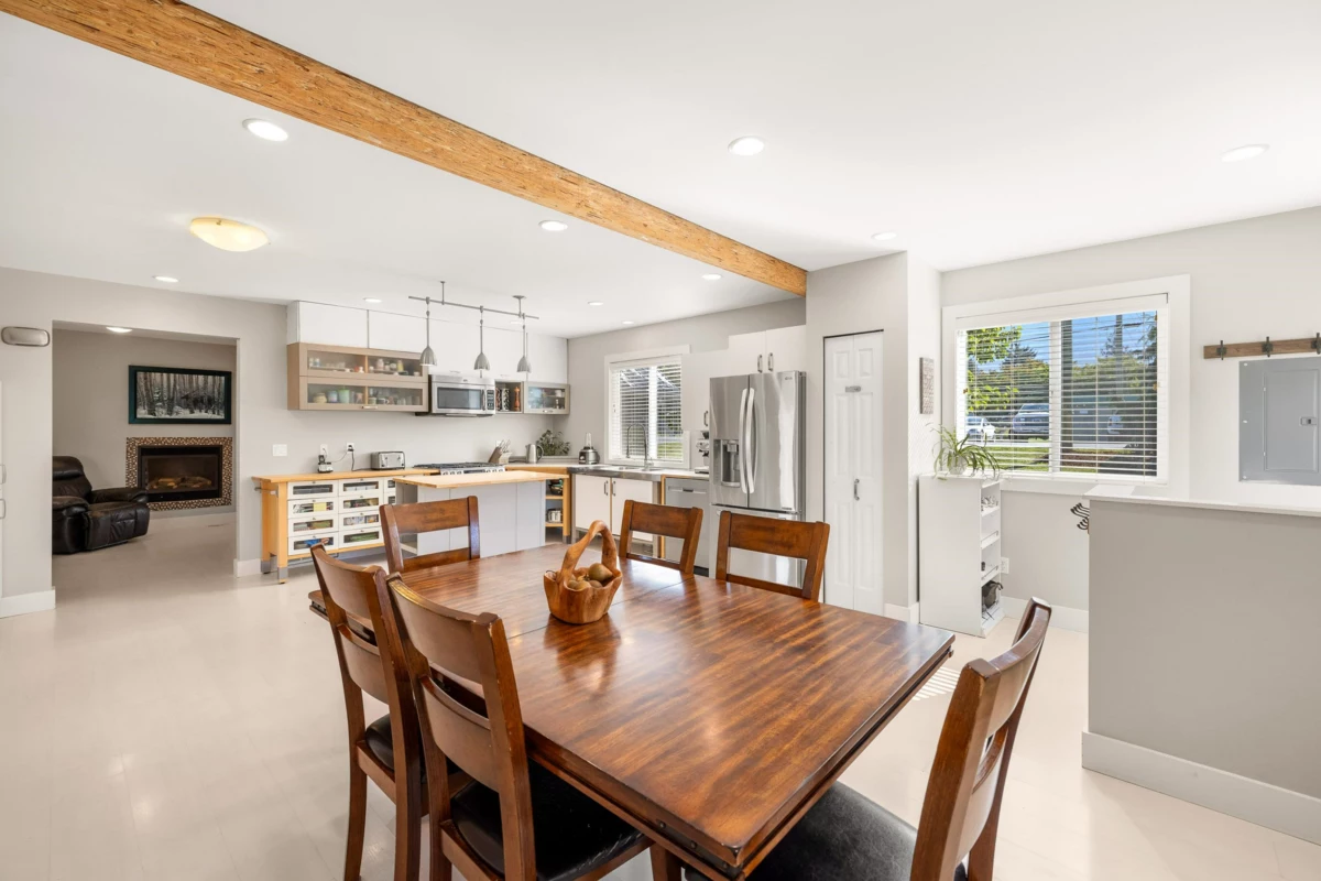 Dining Area Photo of 51495 Old Yale Road, Rosedale, BC